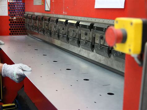 Sheet Metal Forming and Bending Service 